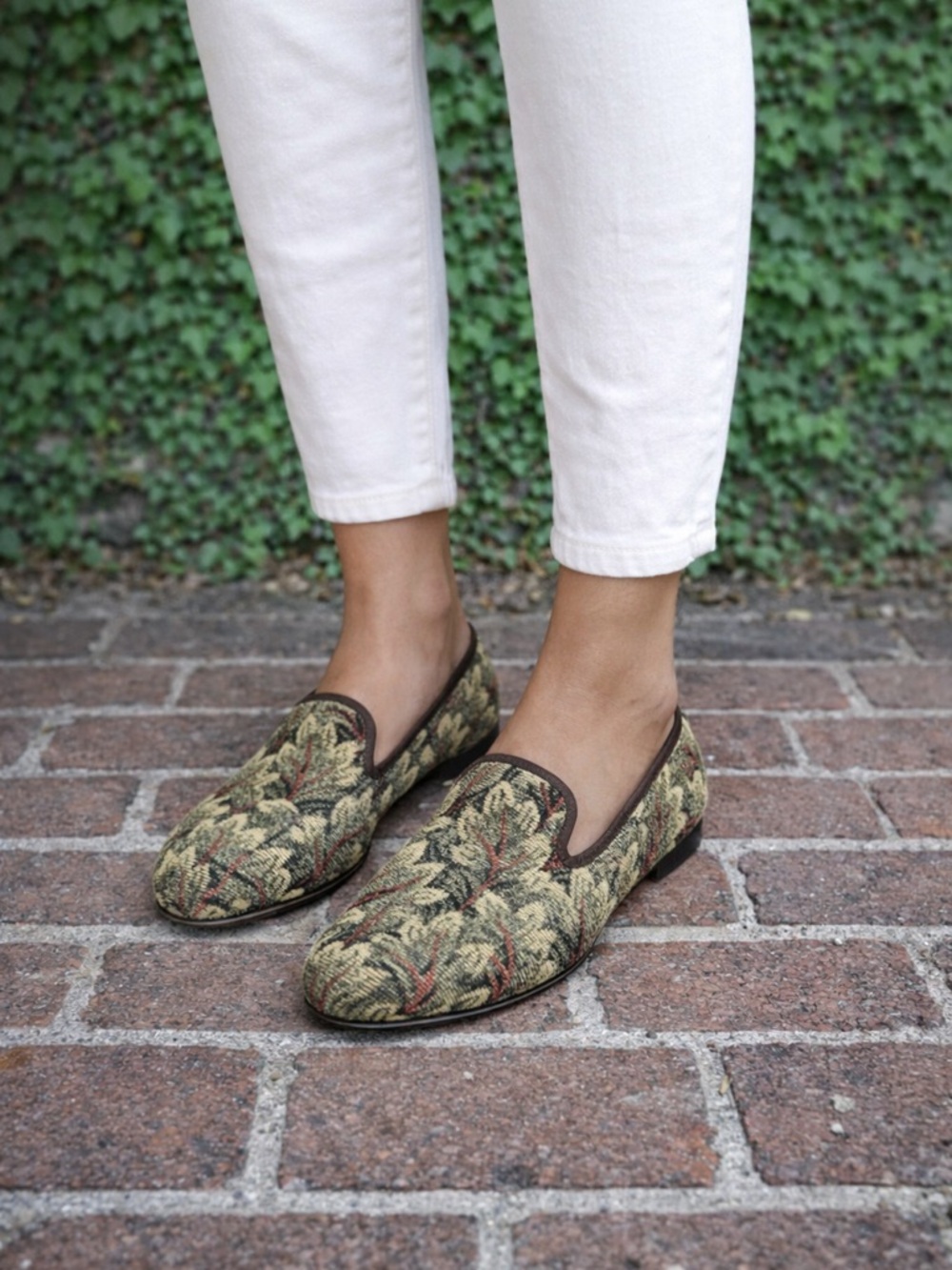 STUBBS & WOOTTON Embroidered Slip-On Flats, 6.5